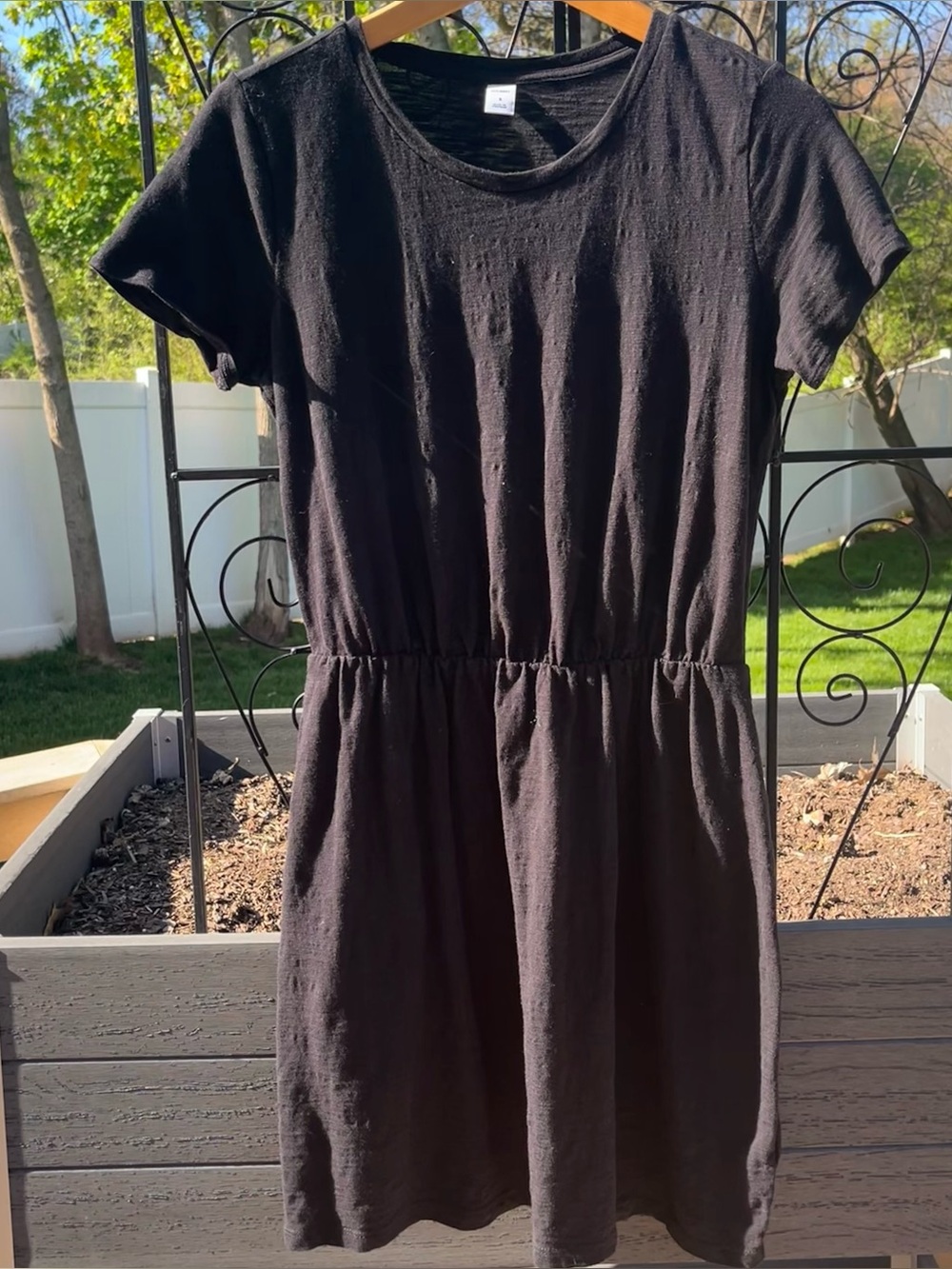Old Navy Women’s 100% Cotton Short Sleeve Cinch Elastic Waist Black Dress Size S